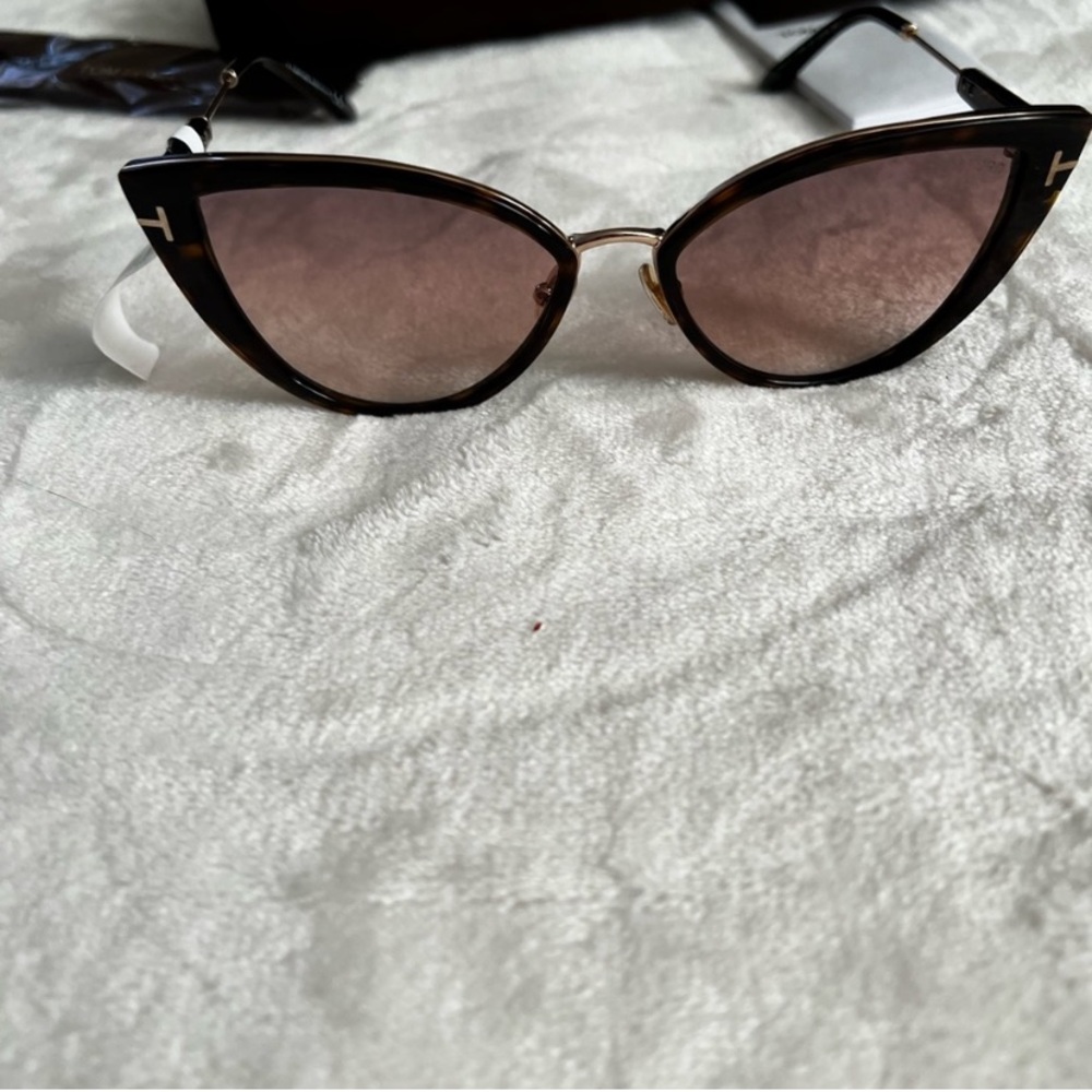 NWT | TOM FORD | cat eye sunglasses - Picture 3 of 7